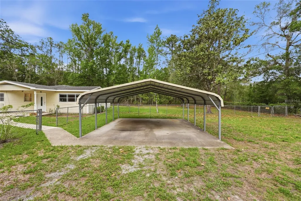 16913 NE 77th Lane Hawthorne FL 32640