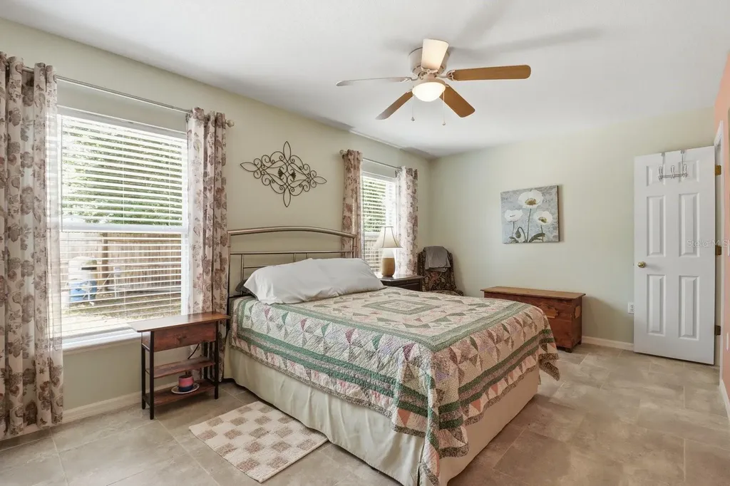 8798 N Raidin Drive Dunnellon FL 34433