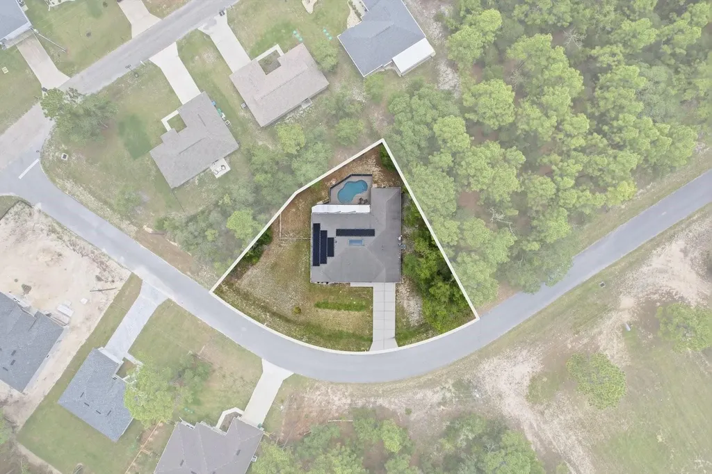 8798 N Raidin Drive Dunnellon FL 34433
