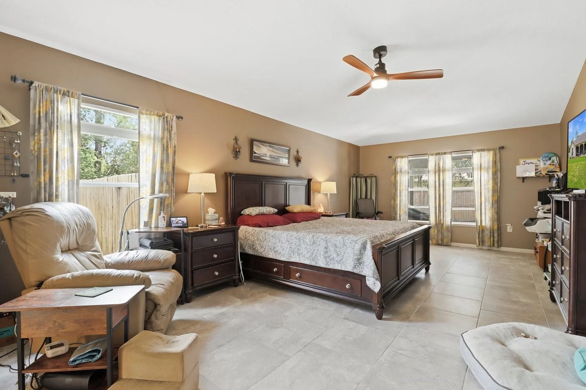 8798 N Raidin Drive Dunnellon FL 34433
