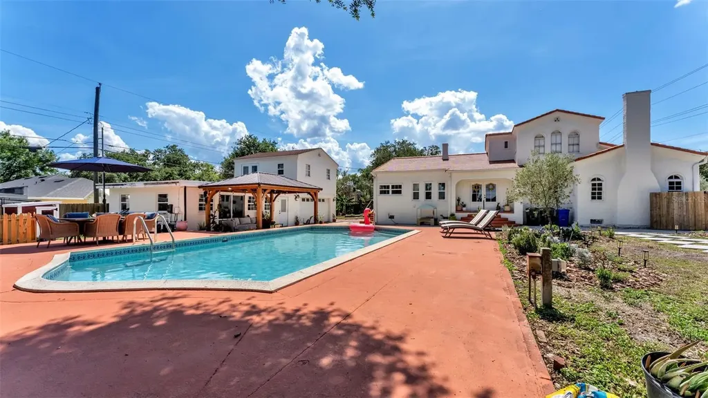 743 E Edgewood Drive Lakeland FL 33803