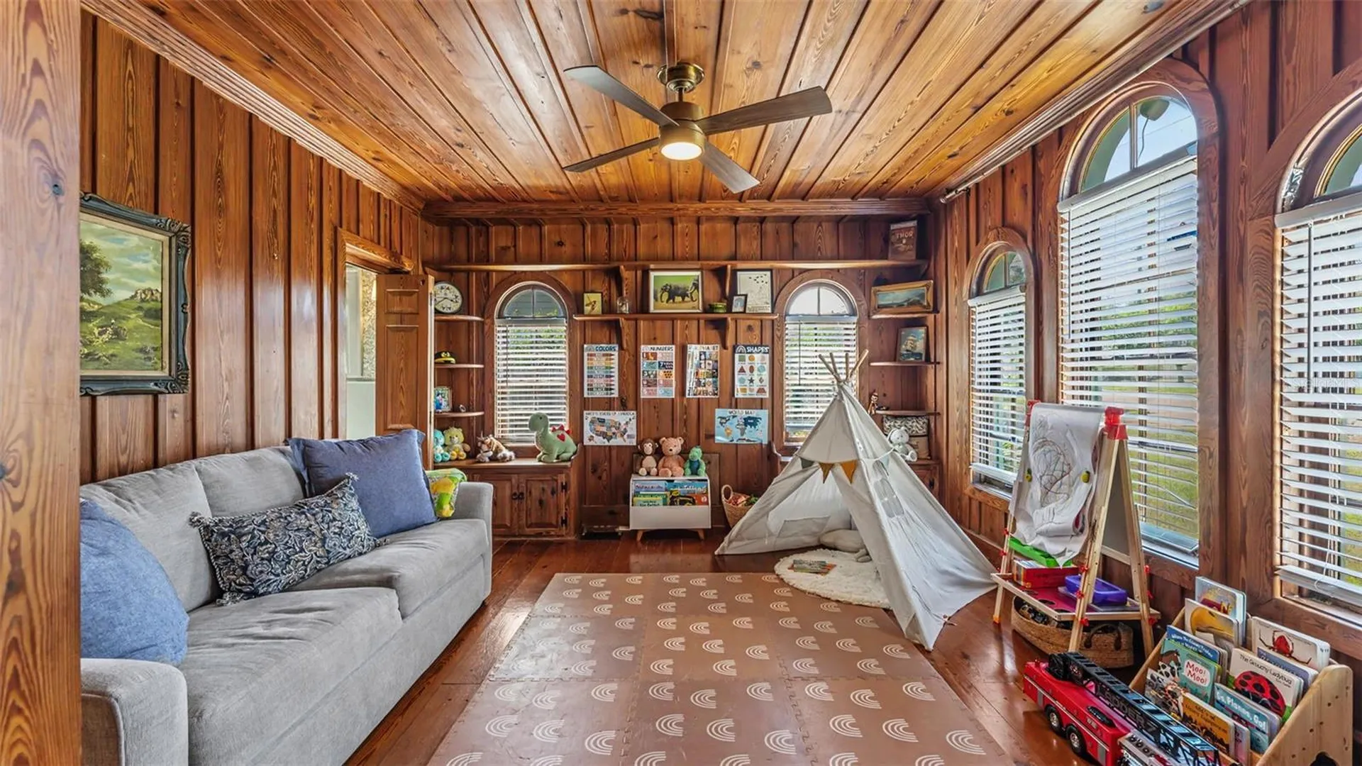 743 E Edgewood Drive Lakeland FL 33803