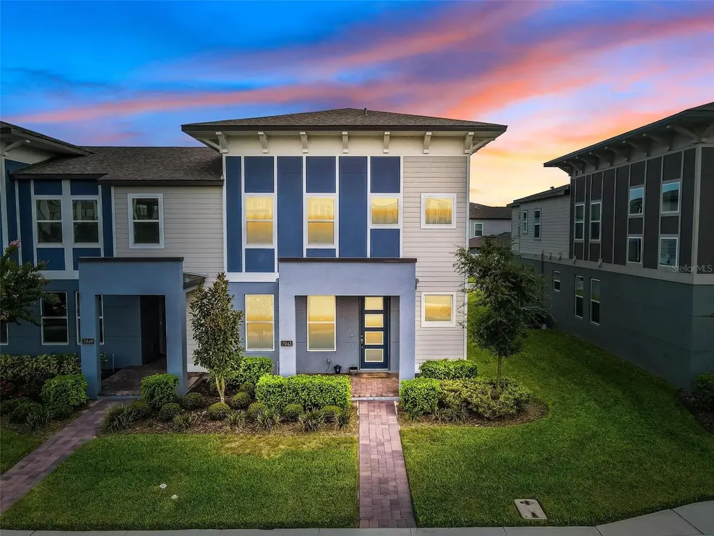 7043 Carrickbend Lane Orlando FL 32819