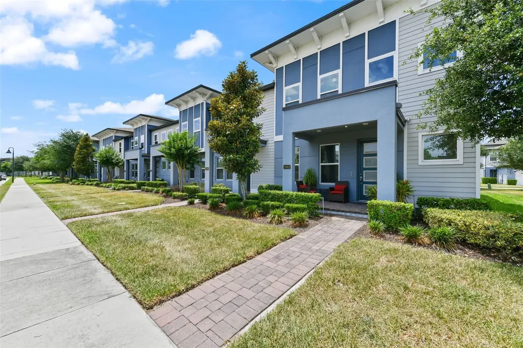 7043 Carrickbend Lane Orlando FL 32819