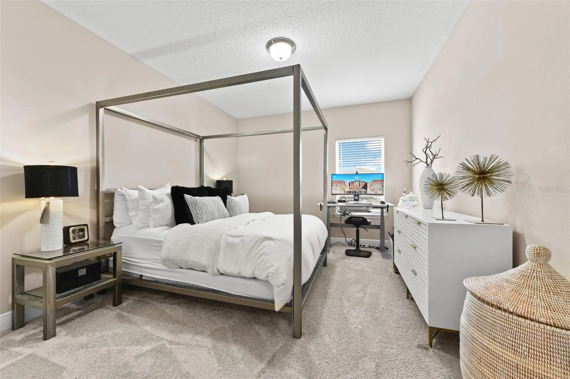 7043 Carrickbend Lane Orlando FL 32819