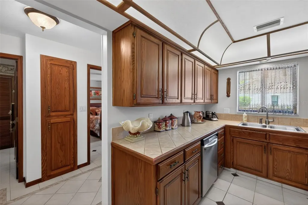 6072 Huntington Woods Drive Naples FL 34112