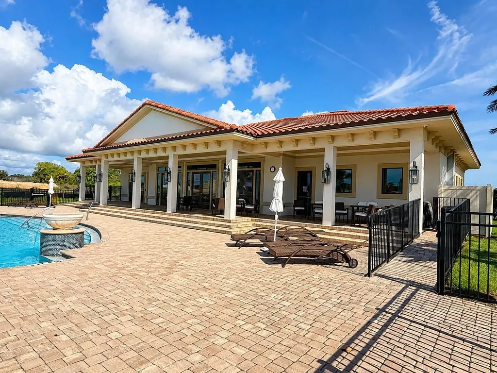 1 Menorca Way Palm Coast FL 32137