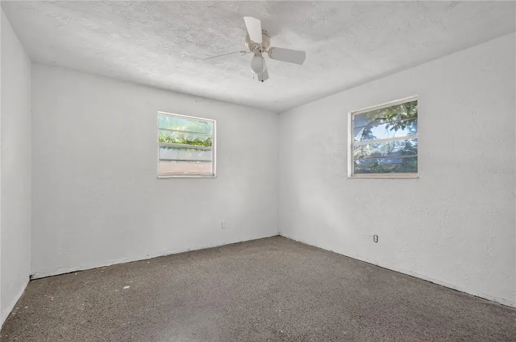 7211 Lynnwood Avenue N St Petersburg FL 33710