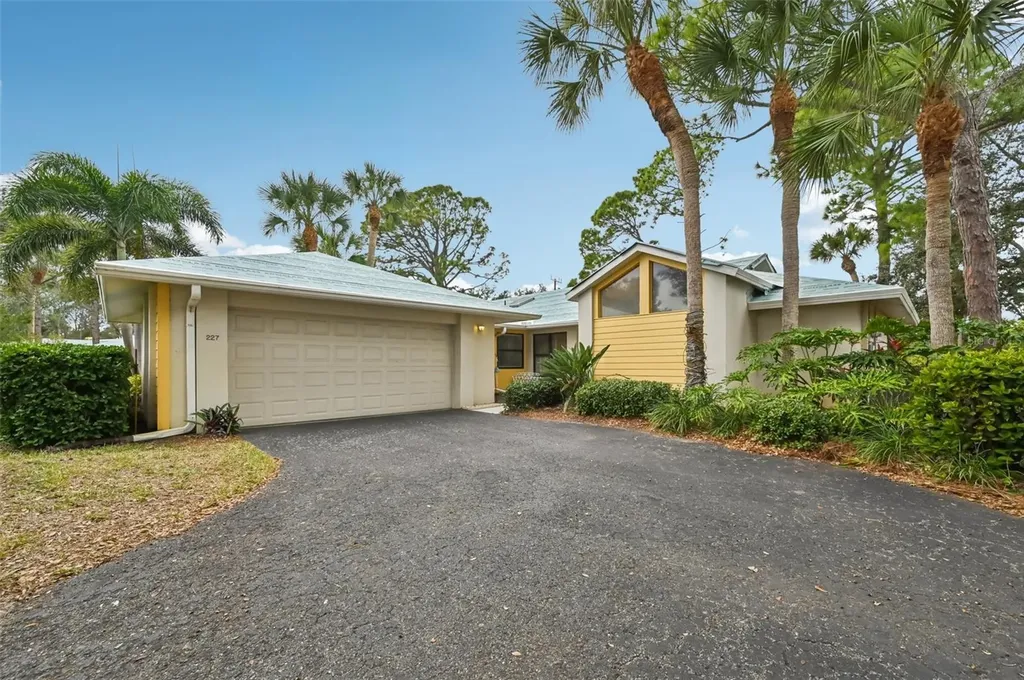227 Southampton Drive Venice FL 34293