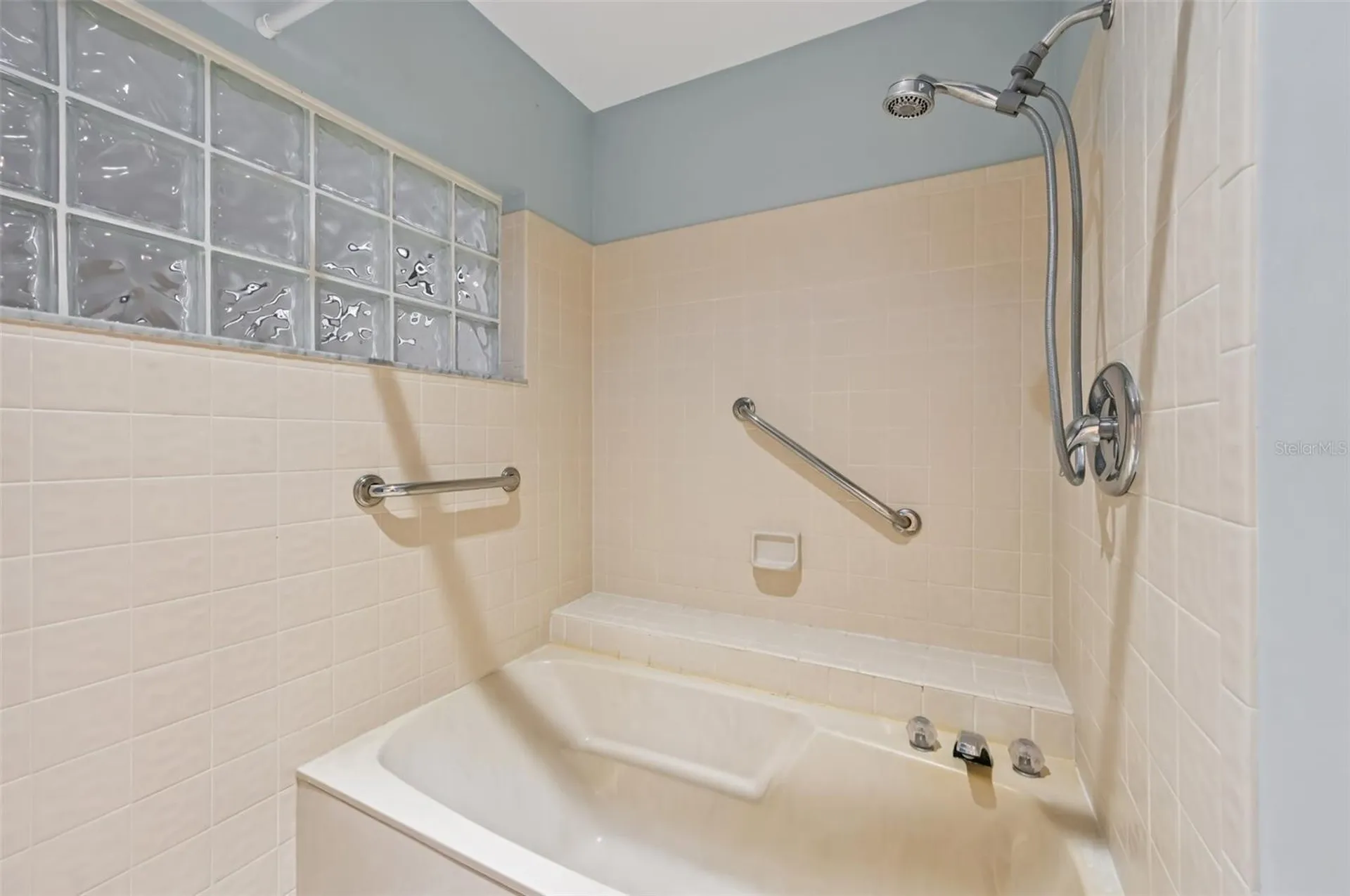 227 Southampton Drive Venice FL 34293