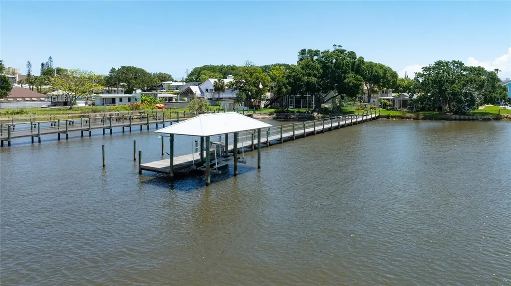 1209 N Halifax Avenue Daytona Beach FL 32118