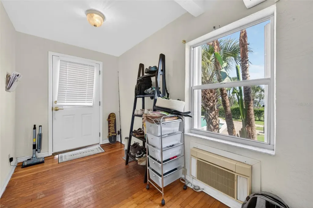 1209 N Halifax Avenue Daytona Beach FL 32118