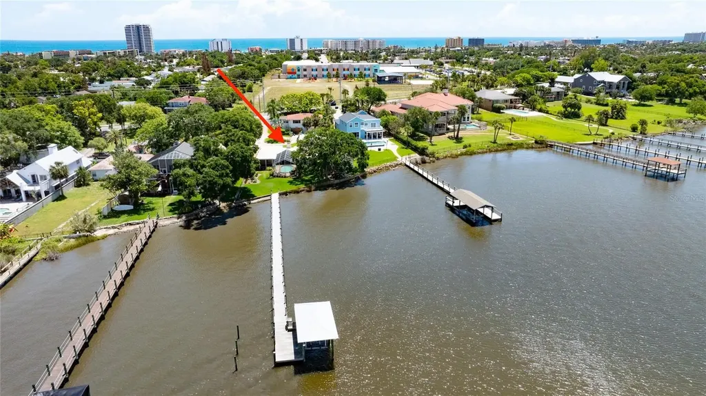 1209 N Halifax Avenue Daytona Beach FL 32118