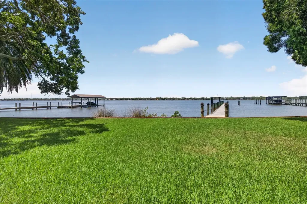 1209 N Halifax Avenue Daytona Beach FL 32118