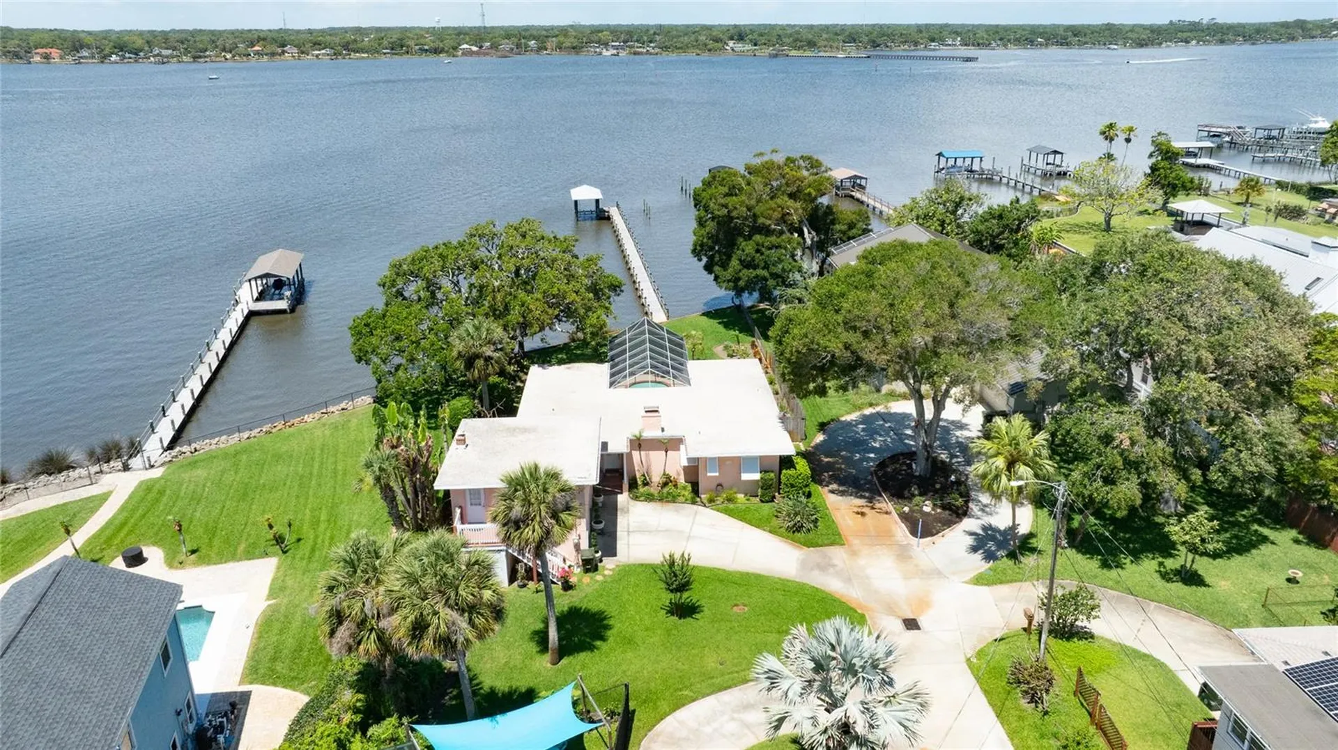 1209 N Halifax Avenue Daytona Beach FL 32118