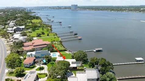 1209 N Halifax Avenue Daytona Beach FL 32118