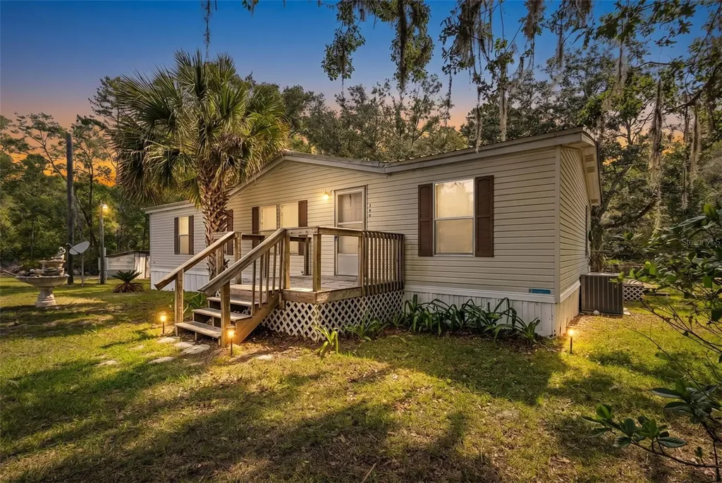 704 SE 791st Street Old Town FL 32680