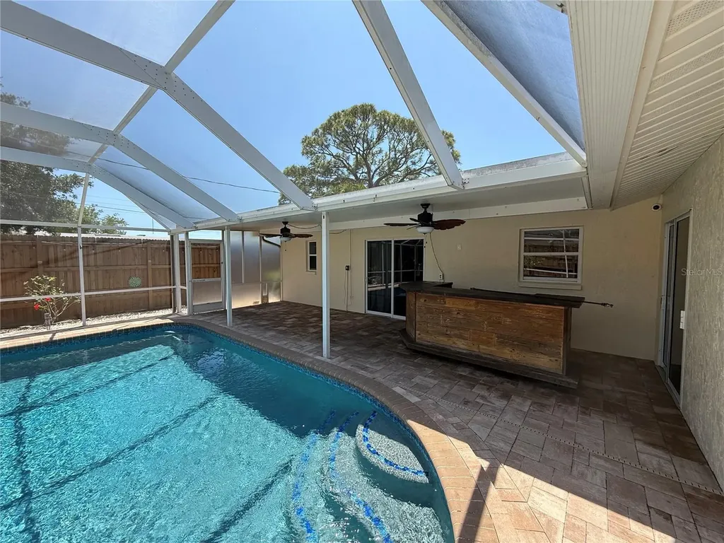 2729 Nodosa Drive Sarasota FL 34232
