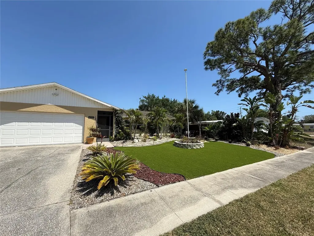 2729 Nodosa Drive Sarasota FL 34232