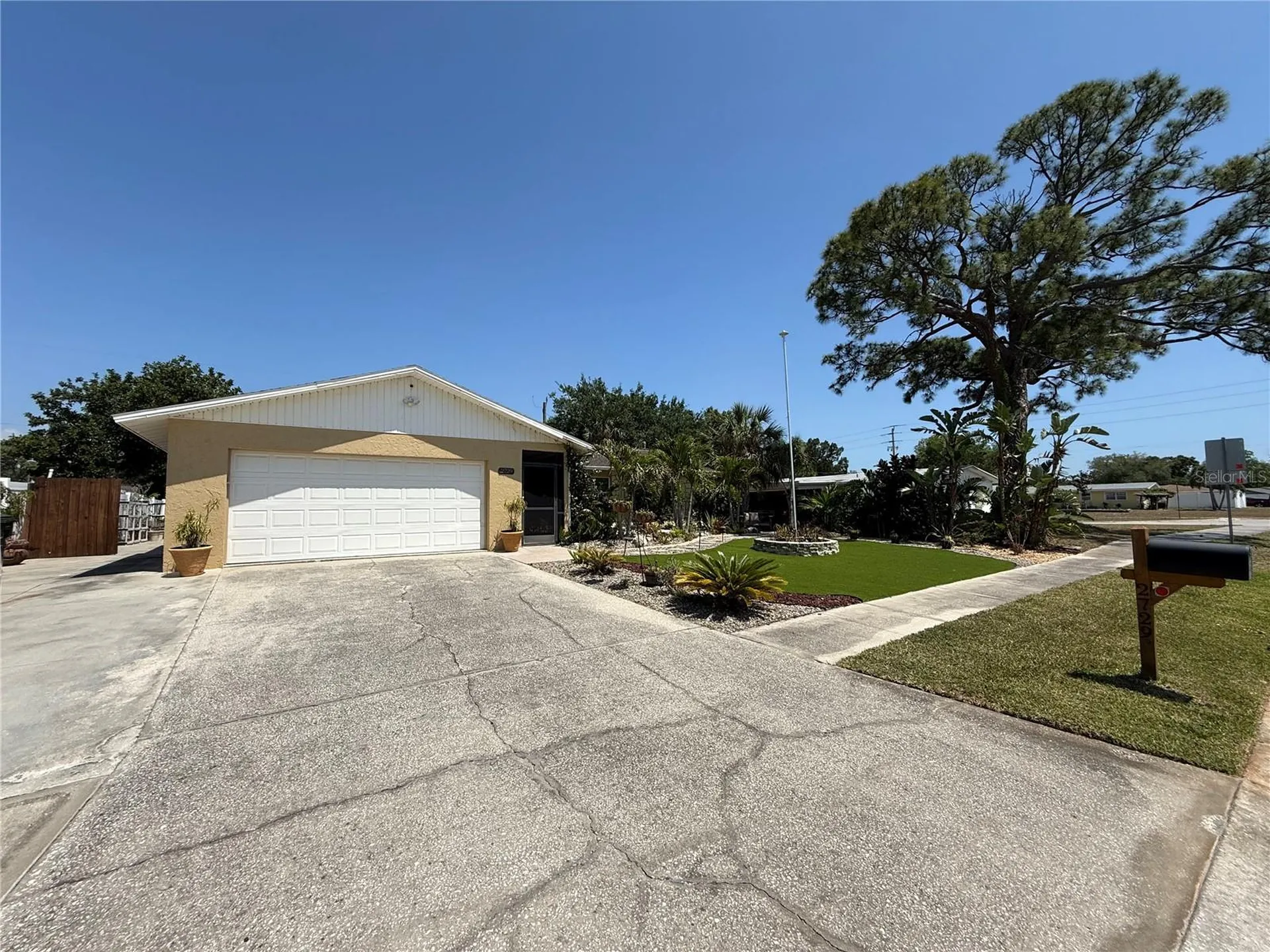 2729 Nodosa Drive Sarasota FL 34232