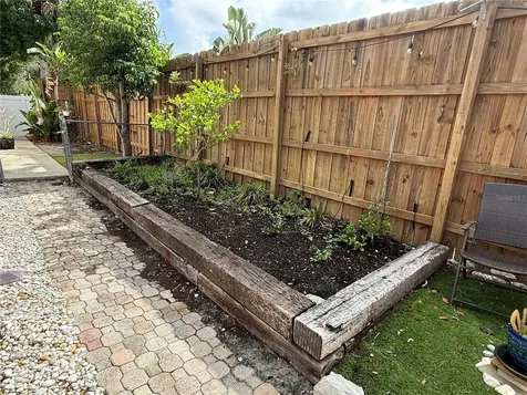 2729 Nodosa Drive Sarasota FL 34232