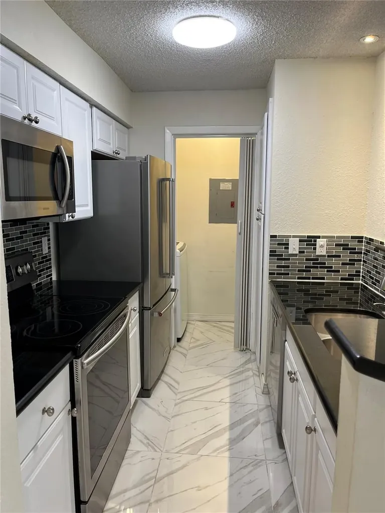 232 Afton Square Altamonte Springs FL 32714