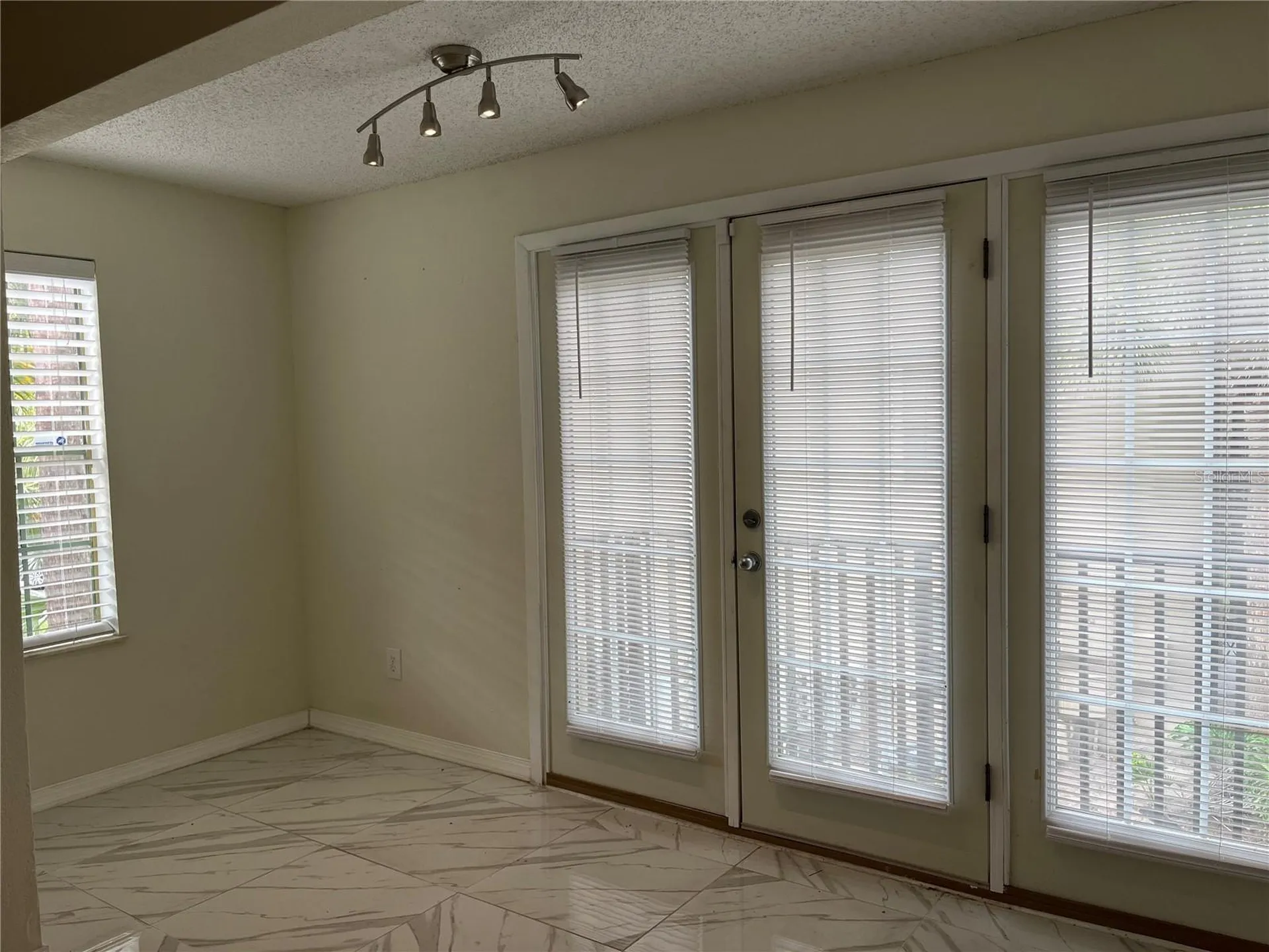 232 Afton Square Altamonte Springs FL 32714