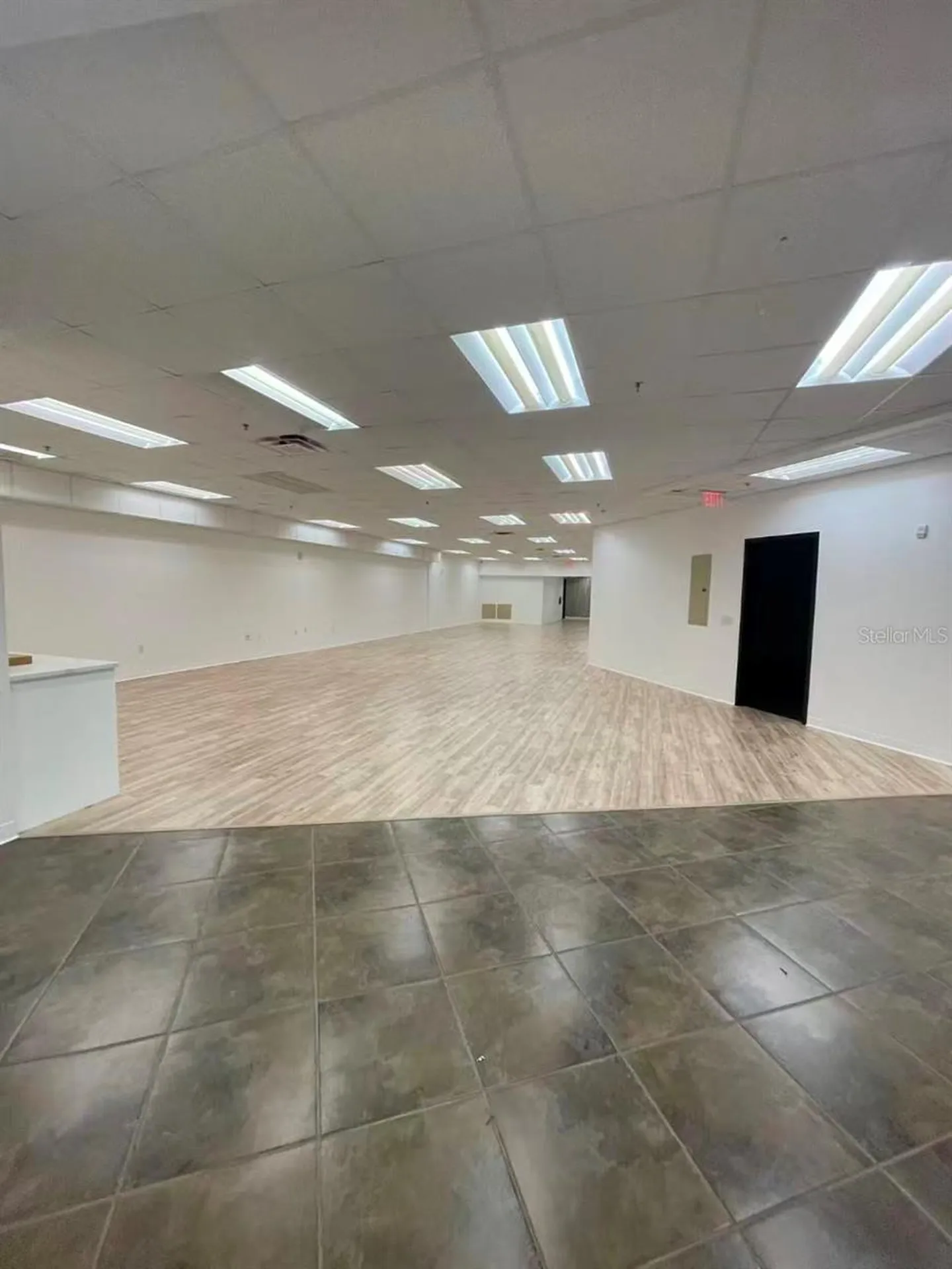 7075 Kingspointe Parkway Orlando FL 32819