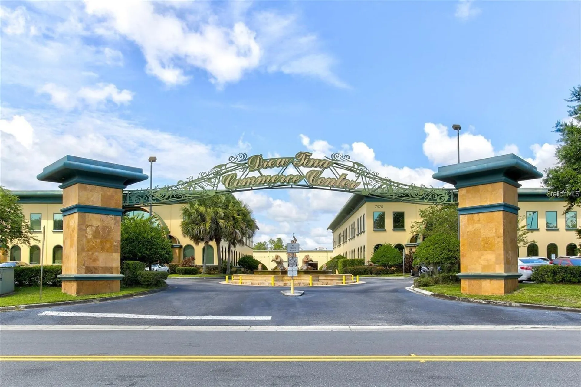 7075 Kingspointe Parkway Orlando FL 32819