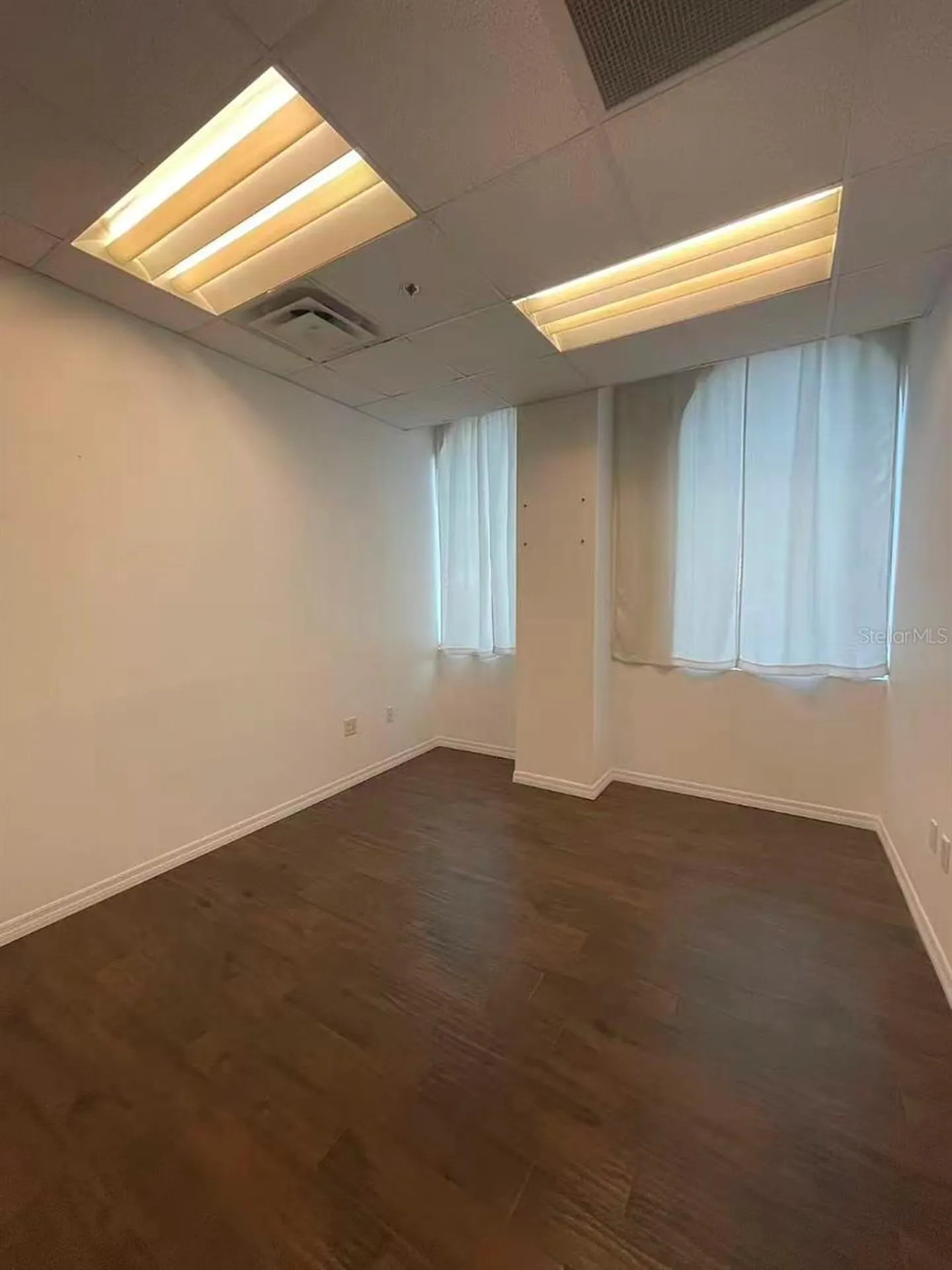7075 Kingspointe Parkway Orlando FL 32819