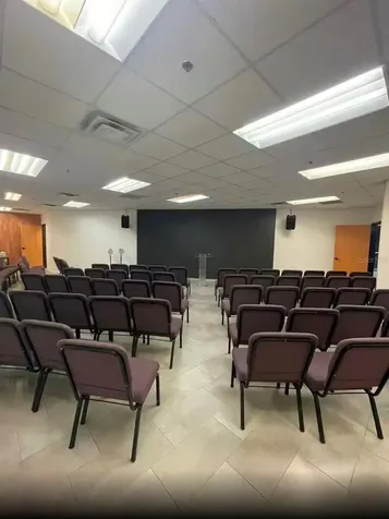 7075 Kingspointe Parkway Orlando FL 32819