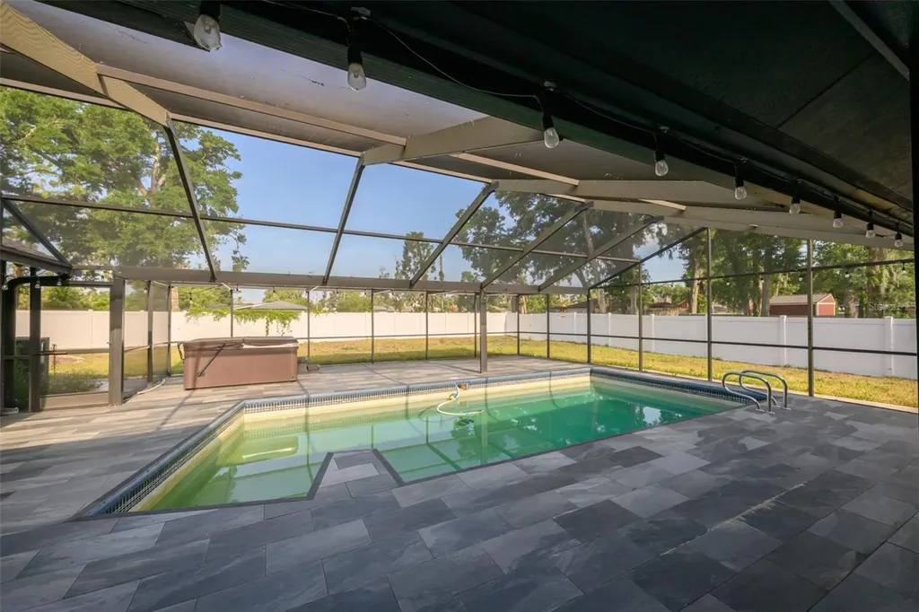 2701 Herndon Street Valrico FL 33596