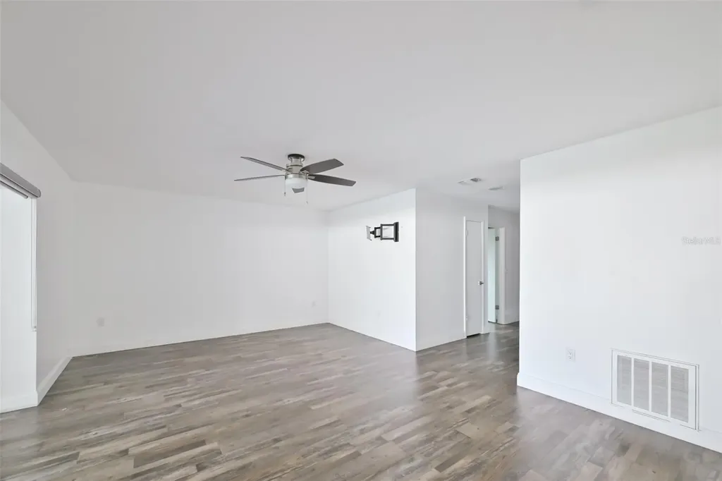 2701 Herndon Street Valrico FL 33596