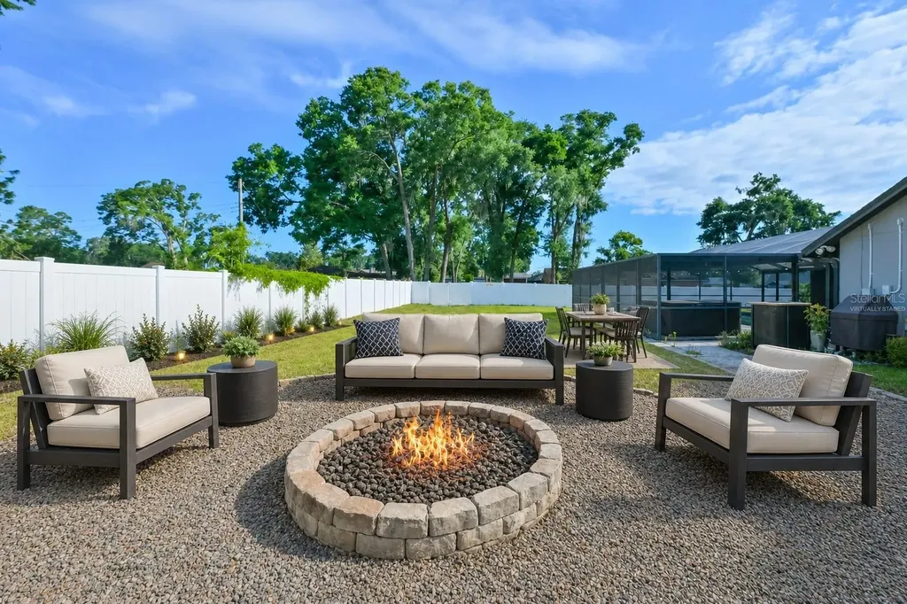 2701 Herndon Street Valrico FL 33596