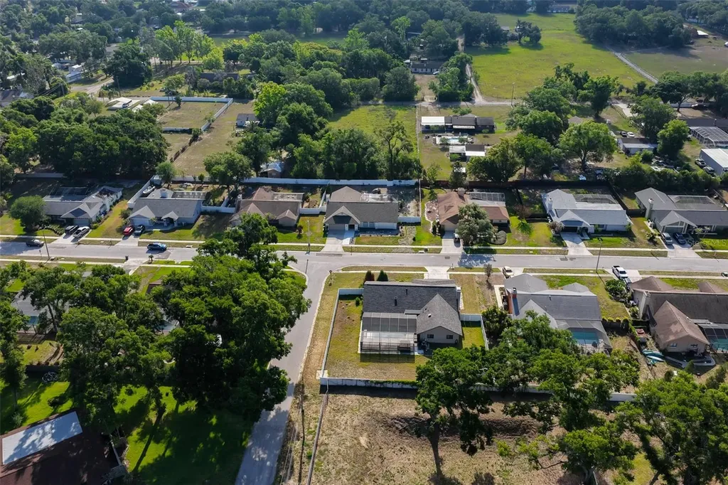 2701 Herndon Street Valrico FL 33596