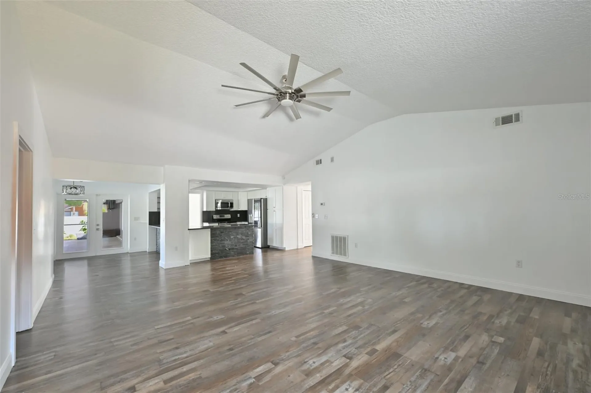 2701 Herndon Street Valrico FL 33596