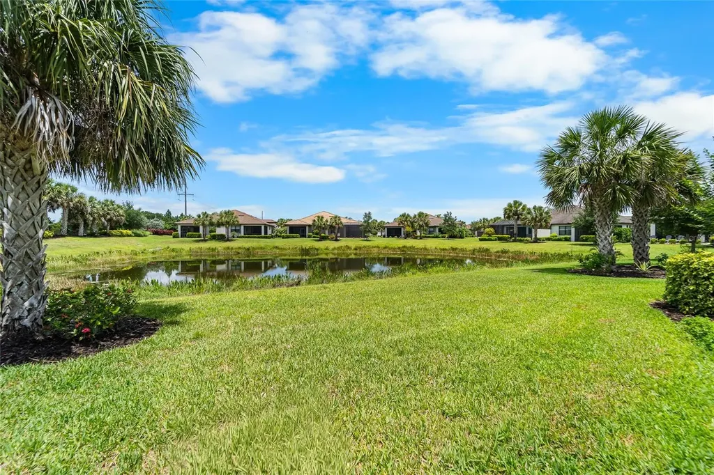 5700 Sweet Leaf Way Sarasota FL 34238