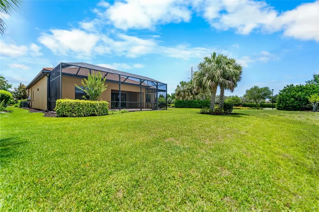 5700 Sweet Leaf Way Sarasota FL 34238