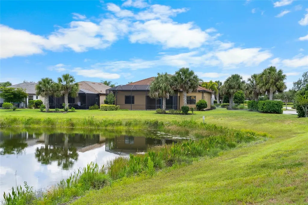 5700 Sweet Leaf Way Sarasota FL 34238