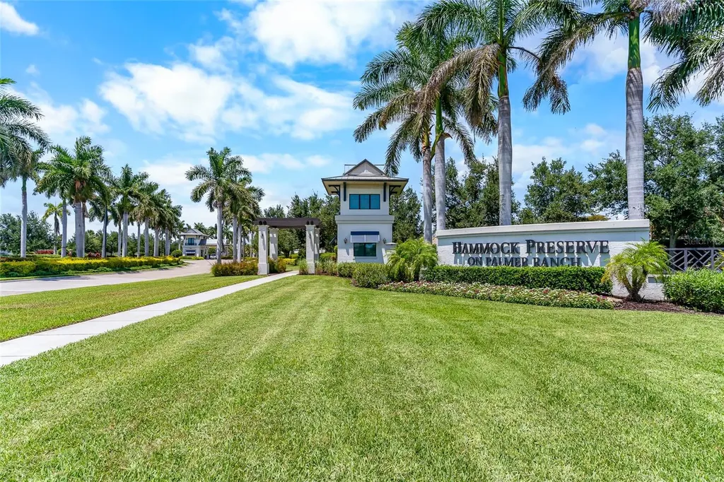 5700 Sweet Leaf Way Sarasota FL 34238