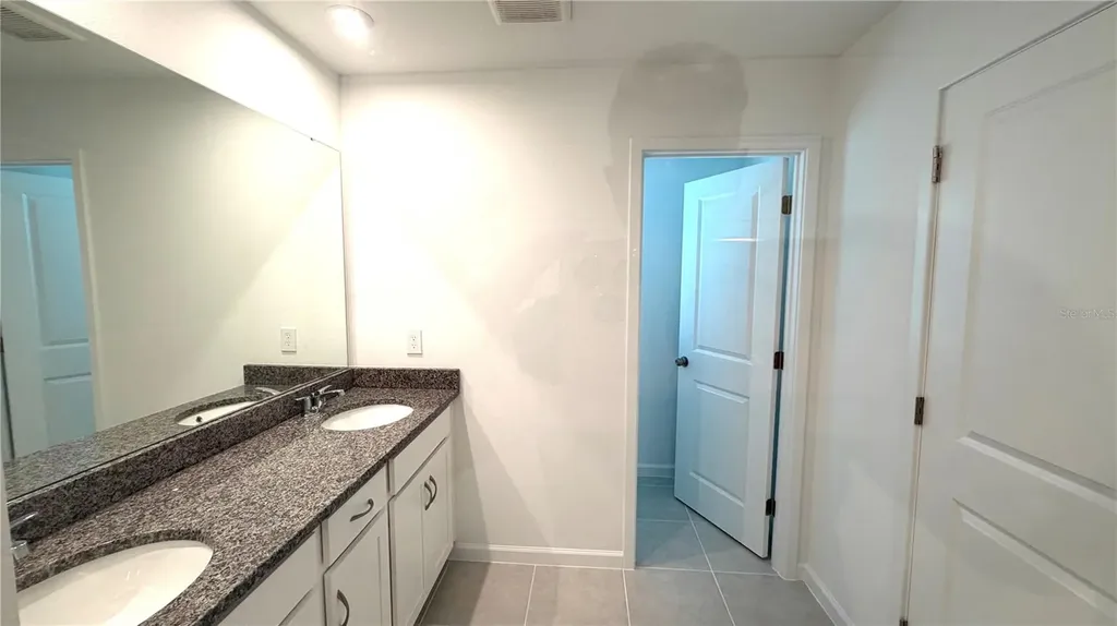 2947 Camellia Flower Street Apopka FL 32703