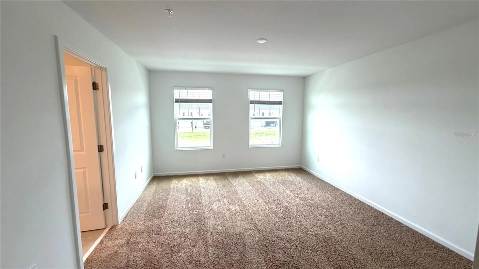 2947 Camellia Flower Street Apopka FL 32703