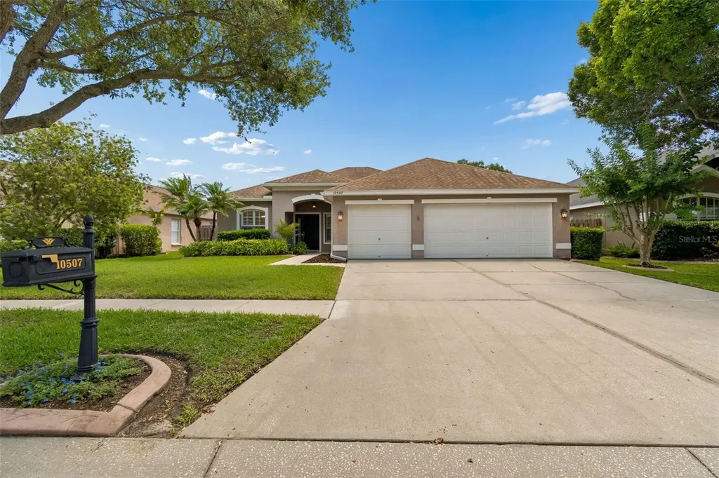 10507 Weybridge Drive Tampa FL 33626
