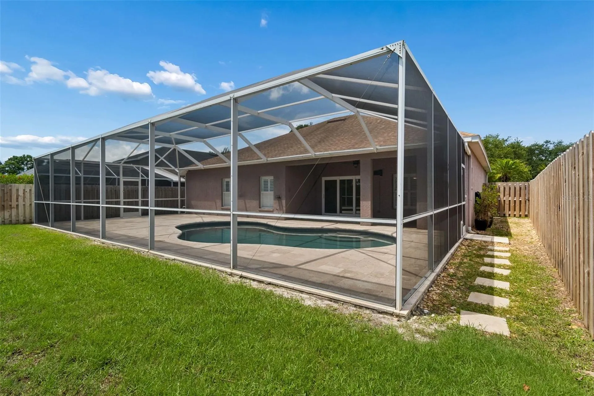 10507 Weybridge Drive Tampa FL 33626