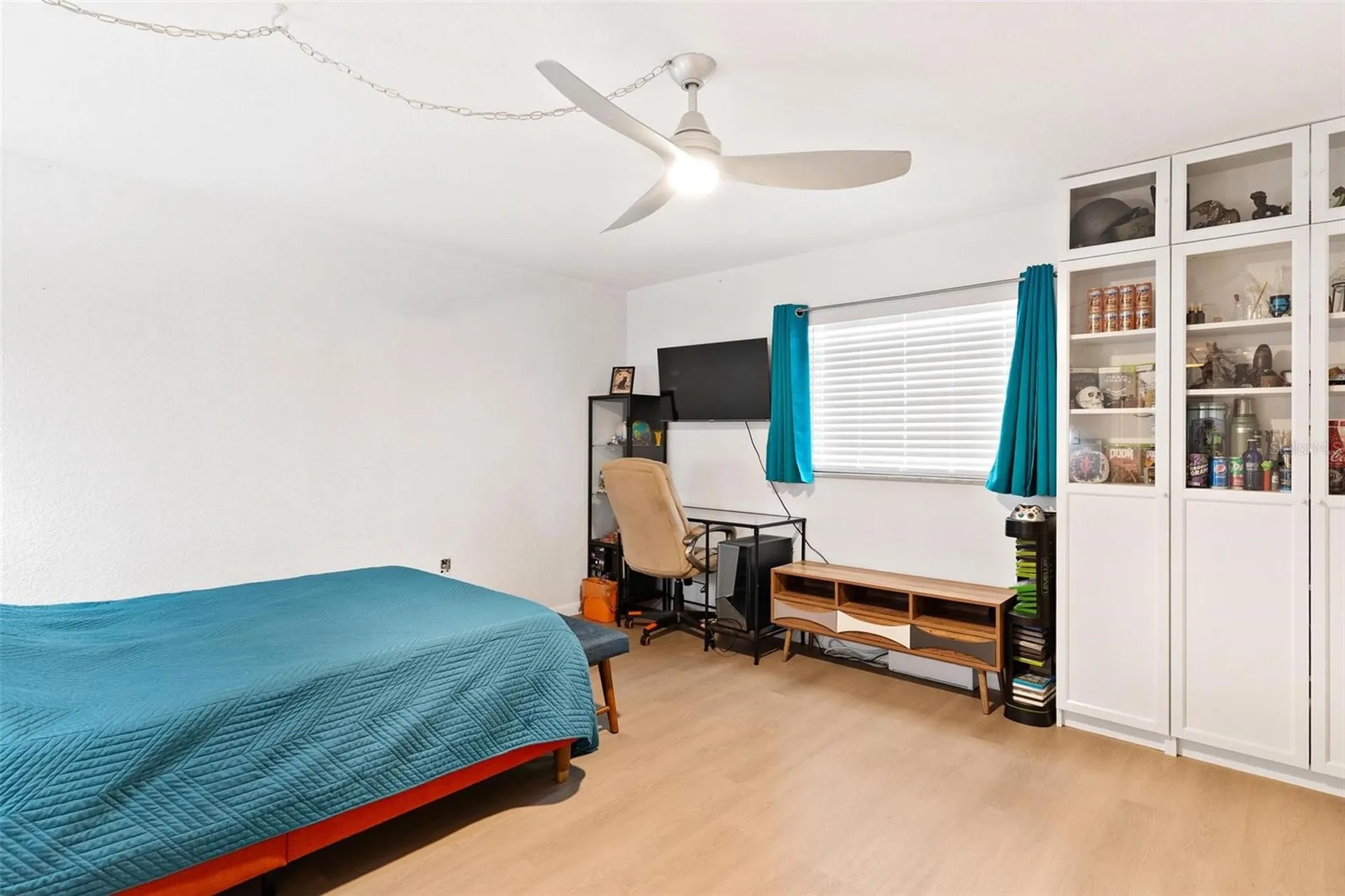 1112 W Main Street Leesburg FL 34748