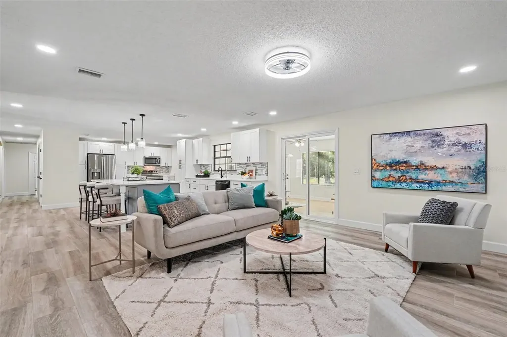 1015 Hastings Court Lutz FL 33548