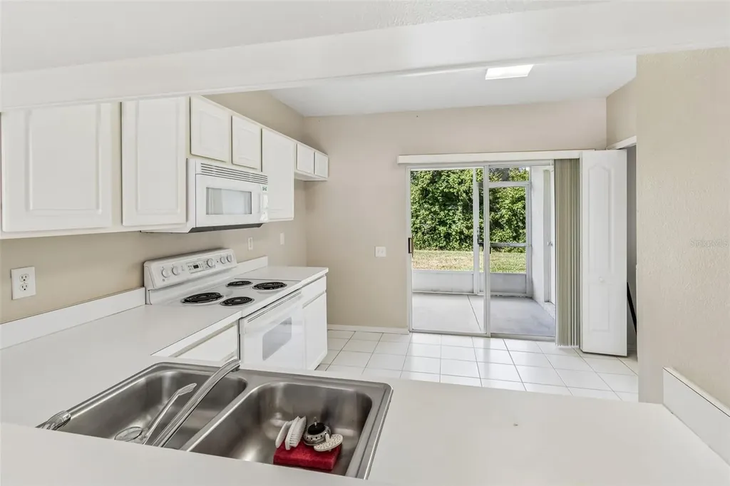 1330 Standridge Drive Wesley Chapel FL 33543