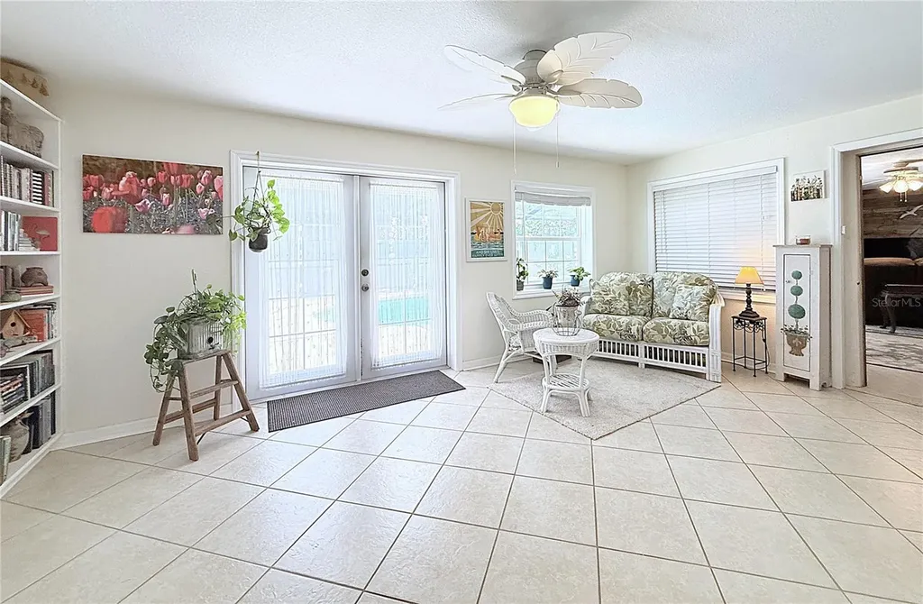 13569 91st Avenue Seminole FL 33776