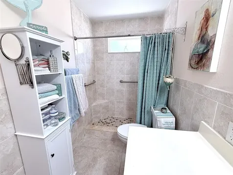 13569 91st Avenue Seminole FL 33776