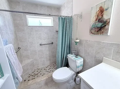 13569 91st Avenue Seminole FL 33776